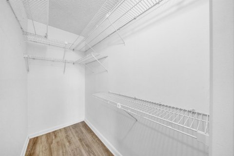 Copropriété à louer à Boca Raton, Floride: 2 chambres, 76.09 m2 № 2248334 - photo 28