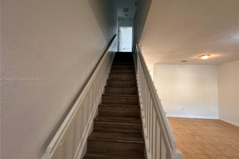 Adosado en alquiler en Homestead, Florida, 2 dormitorios, 122.07 m2 № 1981592 - foto 9