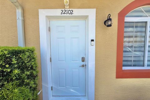 Condominio en venta en Kissimmee, Florida, 2 dormitorios, 75.44 m2 № 2221687 - foto 2