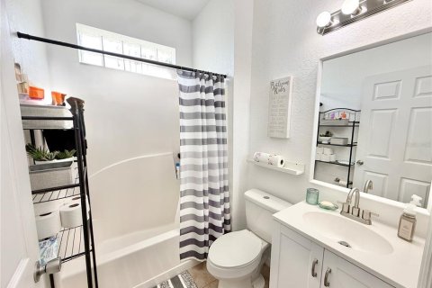 Condominio en venta en Kissimmee, Florida, 2 dormitorios, 75.44 m2 № 2221687 - foto 14