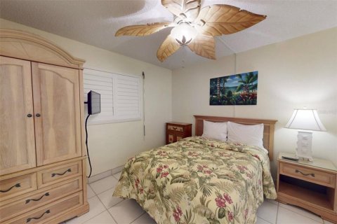Copropriété à vendre à Madeira Beach, Floride: 2 chambres, 93.37 m2 № 1602072 - photo 5