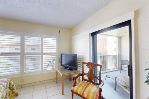 Copropriété à vendre à Madeira Beach, Floride: 2 chambres, 93.37 m2 № 1602072 - photo 20