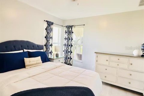 Apartamento en alquiler en Cape Coral, Florida, 2 dormitorios, 116.13 m2 № 1720398 - foto 9