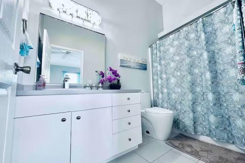 Apartamento en alquiler en Cape Coral, Florida, 2 dormitorios, 116.13 m2 № 1720398 - foto 12