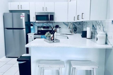 Apartamento en alquiler en Cape Coral, Florida, 2 dormitorios, 116.13 m2 № 1720398 - foto 26