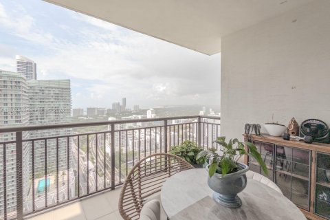 Condominio en venta en Miami, Florida, 2 dormitorios, 113.71 m2 № 2033250 - foto 18
