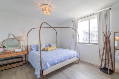 Condominio en venta en Miami, Florida, 2 dormitorios, 113.71 m2 № 2033250 - foto 9