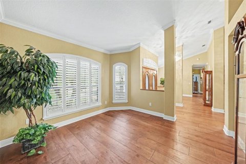 House in Lutz, Florida 4 bedrooms, 236.34 sq.m. № 2098481 - photo 7