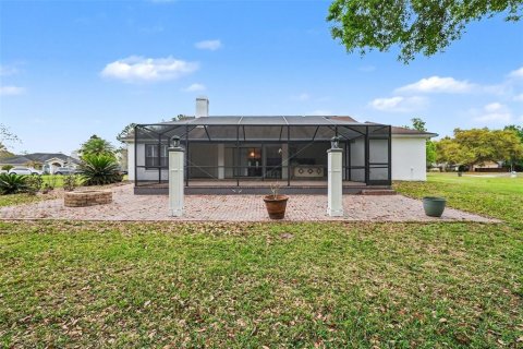 House in Lutz, Florida 4 bedrooms, 236.34 sq.m. № 2098481 - photo 4