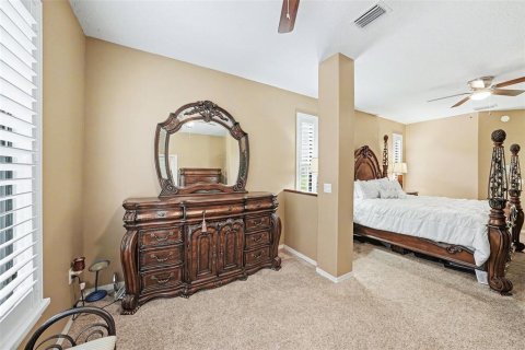House in Lutz, Florida 4 bedrooms, 236.34 sq.m. № 2098481 - photo 10