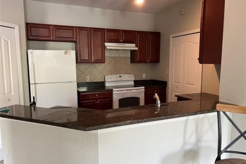 Condo in Maitland, Florida, 2 bedrooms  № 1680299 - photo 23