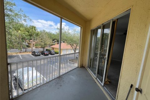 Condo in Maitland, Florida, 2 bedrooms  № 1680299 - photo 16