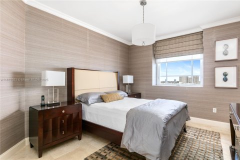 Copropriété à louer à Sunny Isles Beach, Floride: 4 chambres, 254.18 m2 № 1775776 - photo 17