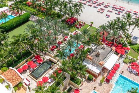 Copropriété à louer à Sunny Isles Beach, Floride: 4 chambres, 254.18 m2 № 1775776 - photo 4