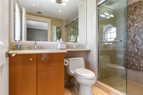 Copropriété à louer à Sunny Isles Beach, Floride: 4 chambres, 254.18 m2 № 1775776 - photo 16