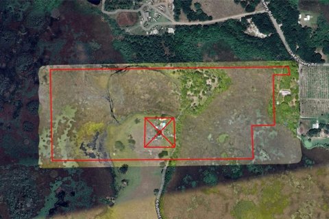 Terreno en venta en Lake Alfred, Florida № 1647840 - foto 1