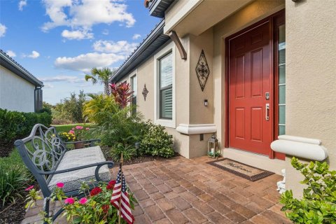 Villa ou maison à vendre à Wesley Chapel, Floride: 2 chambres, 156.91 m2 № 2400454 - photo 3