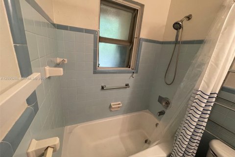 Appartement à louer à Fort Lauderdale, Floride: 1 chambre, 69.68 m2 № 2390076 - photo 18