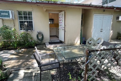 Appartement à louer à Fort Lauderdale, Floride: 1 chambre, 69.68 m2 № 2390076 - photo 27