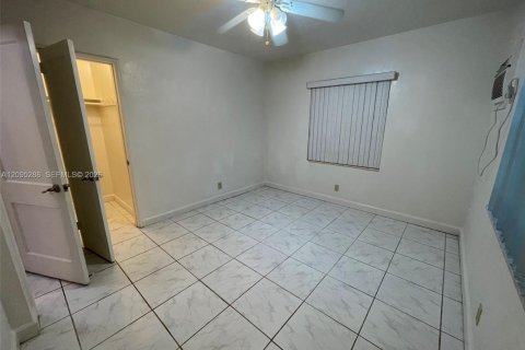 Appartement à louer à Fort Lauderdale, Floride: 1 chambre, 69.68 m2 № 2390076 - photo 12