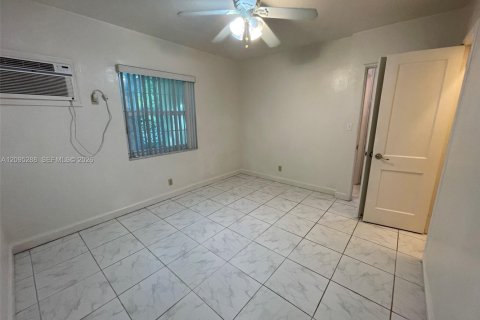 Appartement à louer à Fort Lauderdale, Floride: 1 chambre, 69.68 m2 № 2390076 - photo 14