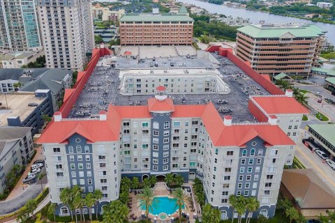 Condo in Tampa, Florida, 2 bedrooms  № 2113800