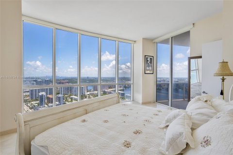 Купить кондоминиум в Санни-Айлс-Бич, Флорида 3 спальни, 207.73м2, № 1896165 - фото 12