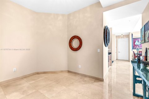 Купить кондоминиум в Санни-Айлс-Бич, Флорида 3 спальни, 207.73м2, № 1896165 - фото 23