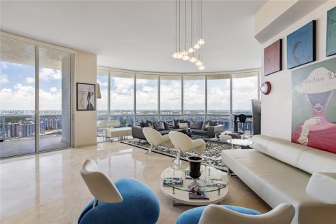 Купить кондоминиум в Санни-Айлс-Бич, Флорида 3 спальни, 207.73м2, № 1896165 - фото 30