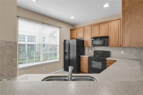 Touwnhouse à vendre à Tampa, Floride: 3 chambres, 137.5 m2 № 2150699 - photo 5