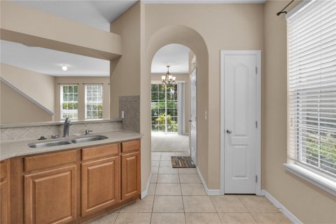 Touwnhouse à vendre à Tampa, Floride: 3 chambres, 137.5 m2 № 2150699 - photo 7