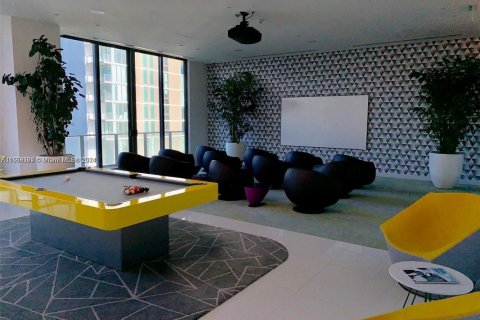 Condo in Miami, Florida, 1 bedroom  № 1862523 - photo 6