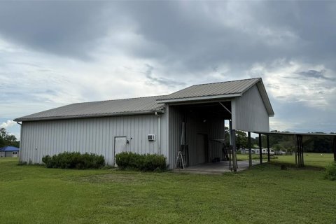 Casa en venta en Zephyrhills, Florida, 3 dormitorios, 190.64 m2 № 1906240 - foto 27