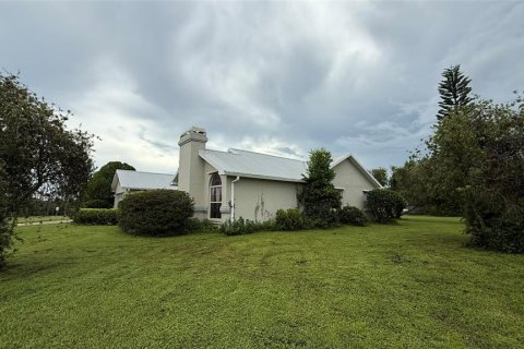 Casa en venta en Zephyrhills, Florida, 3 dormitorios, 190.64 m2 № 1906240 - foto 22