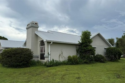 Casa en venta en Zephyrhills, Florida, 3 dormitorios, 190.64 m2 № 1906240 - foto 23