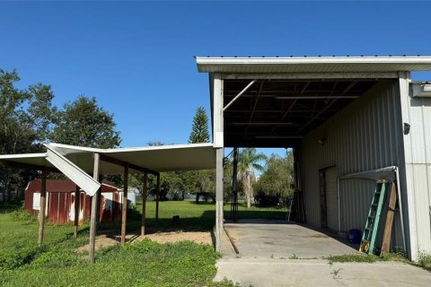 Casa en venta en Zephyrhills, Florida, 3 dormitorios, 190.64 m2 № 1906240 - foto 16