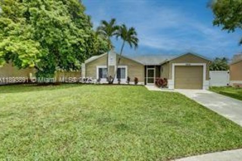 Casa en venta en Boca Raton, Florida, 3 dormitorios, 105.17 m2 № 1946046 - foto 1