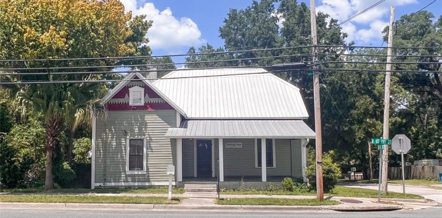 House in High Springs, Florida 3 bedrooms, 133.97 sq.m. № 1849770