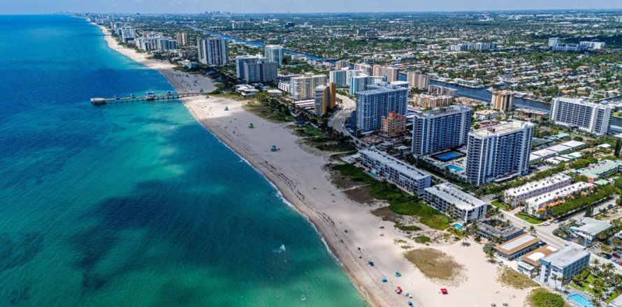 Condominio en Pompano Beach, Florida, 2 dormitorios  № 1222540