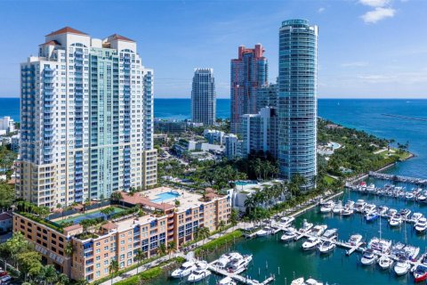 Copropriété à vendre à Miami Beach, Floride: 2 chambres, 100.33 m2 № 1921261 - photo 24