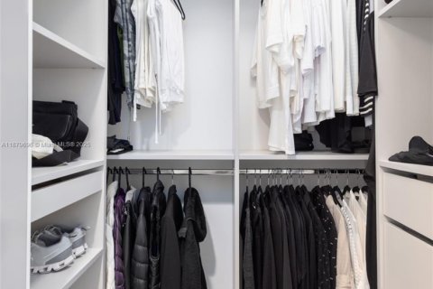 Copropriété à vendre à Miami Beach, Floride: 2 chambres, 100.33 m2 № 1921261 - photo 13