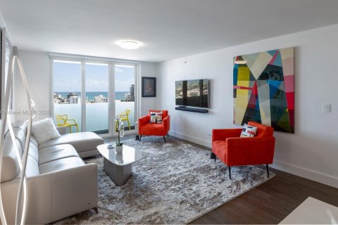 Copropriété à vendre à Miami Beach, Floride: 2 chambres, 100.33 m2 № 1921261 - photo 2
