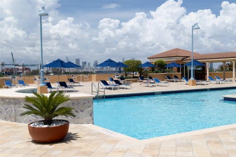 Copropriété à vendre à Miami Beach, Floride: 2 chambres, 100.33 m2 № 1921261 - photo 30