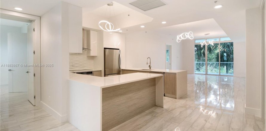 Кондоминиум с 3 спальнями в Норт-Майами, Флорида № 1978754