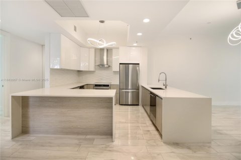 Купить кондоминиум в Норт-Майами, Флорида 3 спальни, 182.74м2, № 1978754 - фото 3