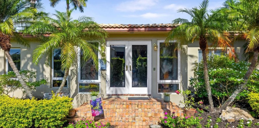 Villa ou maison à Fort Lauderdale, Floride 3 chambres, 217.76 m2 № 2083632
