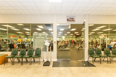 Купить кондоминиум в Пемброк-Пайнс, Флорида 2 спальни, 112.13м2, № 2047946 - фото 28