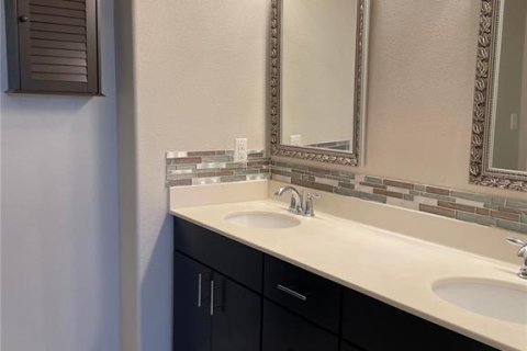 Casa en alquiler en Kissimmee, Florida, 3 dormitorios, 157 m2 № 1838959 - foto 10