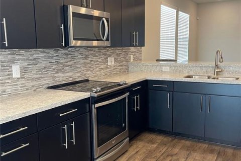 Casa en alquiler en Kissimmee, Florida, 3 dormitorios, 157 m2 № 1838959 - foto 4