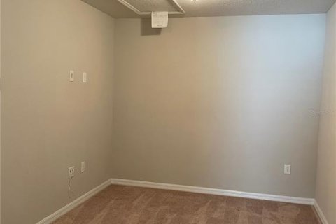 Casa en alquiler en Kissimmee, Florida, 3 dormitorios, 157 m2 № 1838959 - foto 26